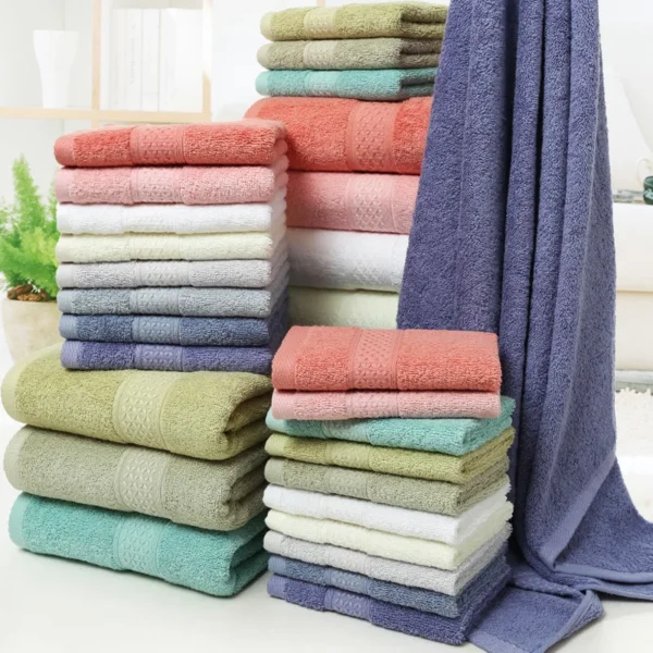 Thick Cotton Super Absorbent Large Bath Towel - Image 3